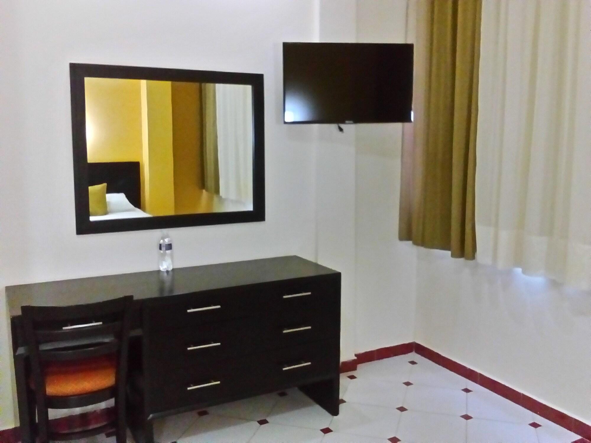 Hotel Impala De Tampico Eksteriør billede