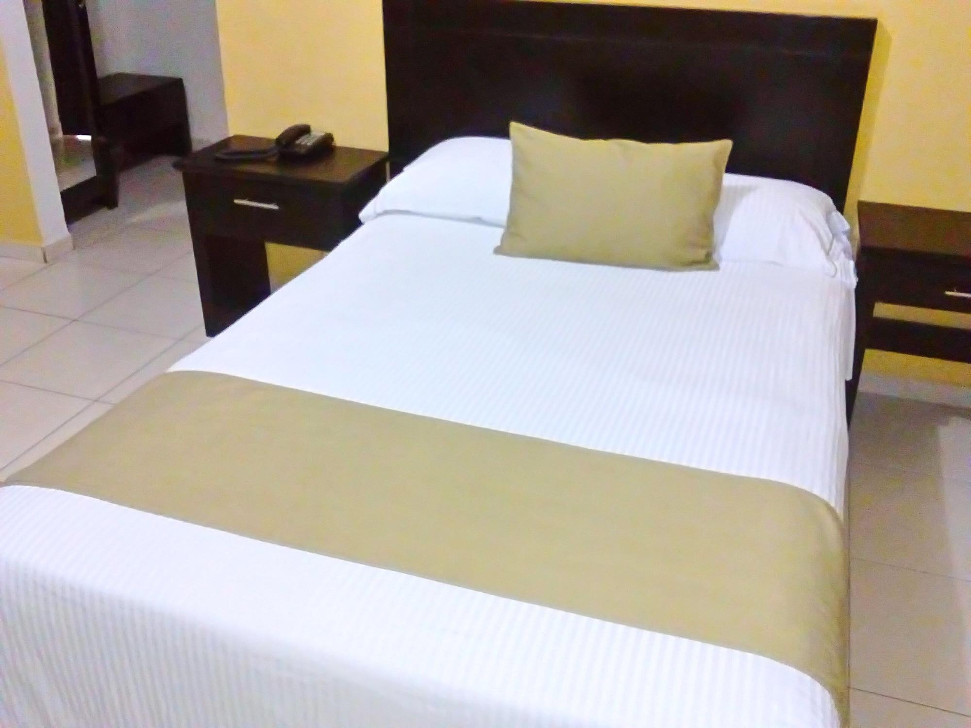 Hotel Impala De Tampico Eksteriør billede