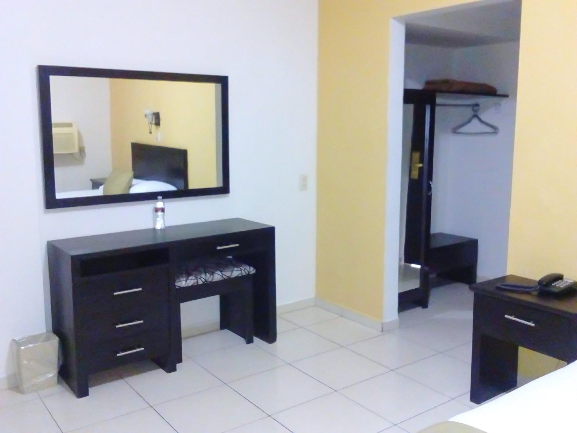 Hotel Impala De Tampico Eksteriør billede