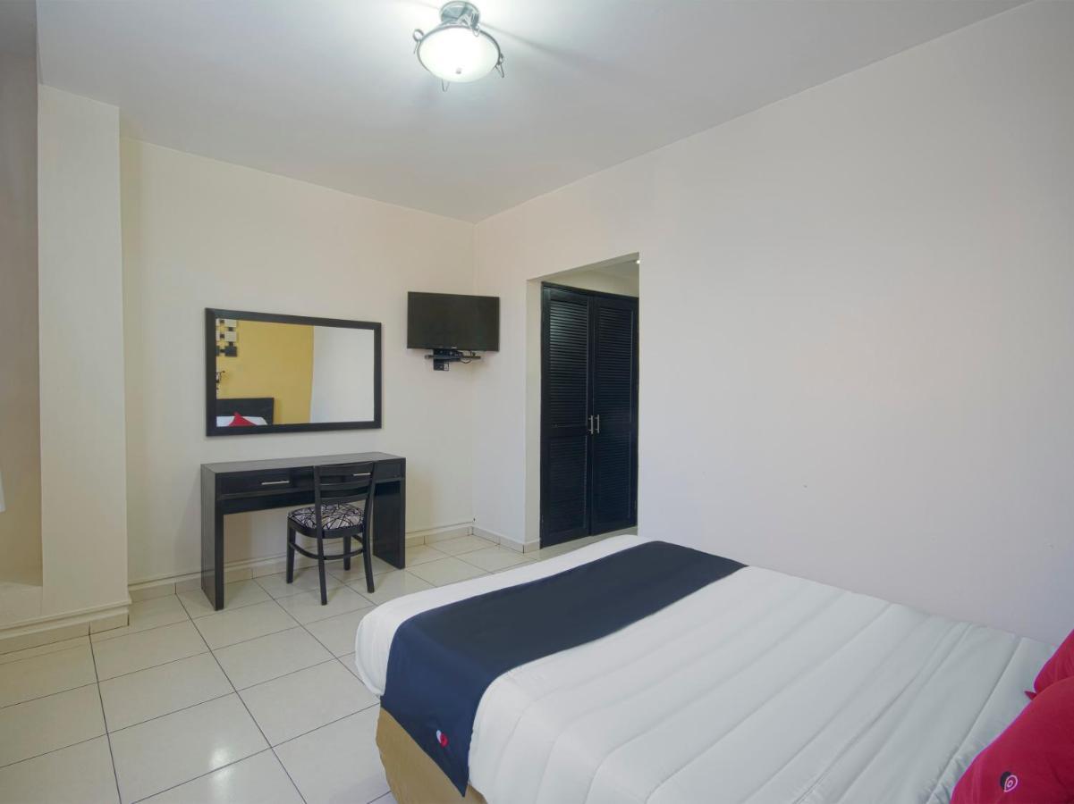 Hotel Impala De Tampico Eksteriør billede